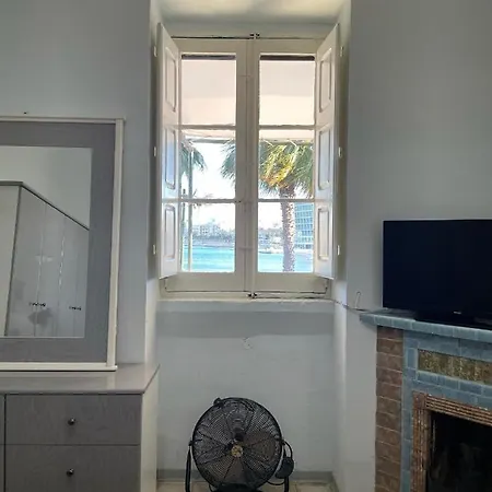 Angolina Birżebbuġa