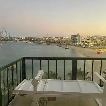 Angolina Apartment