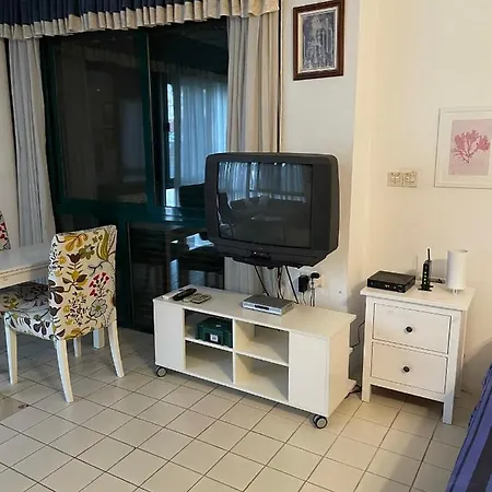 Angolina Apartment