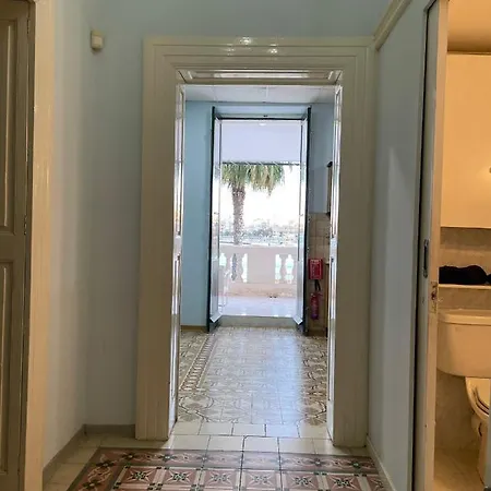Angolina Apartment *