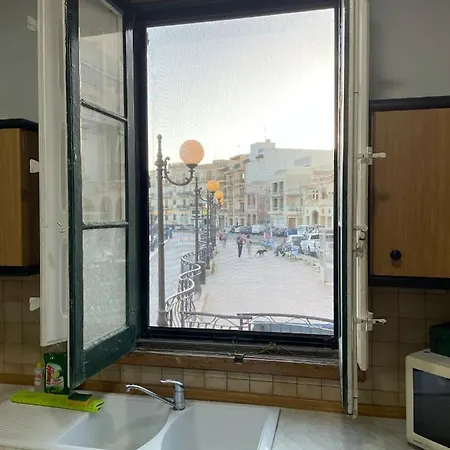 Angolina Birżebbuġa