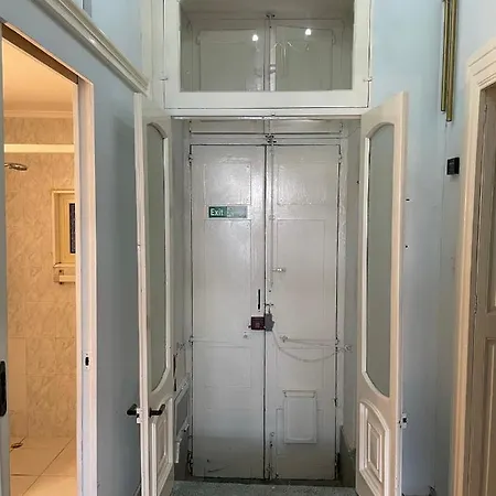 Angolina Apartment