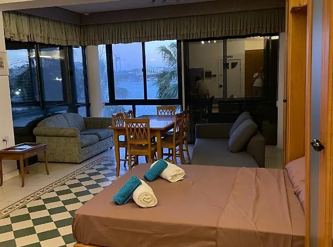 Angolina Apartment Birżebbuġa